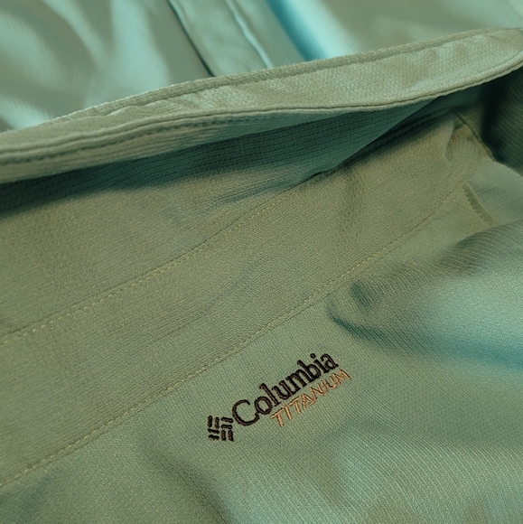 Columbia sportswear company titanium long sleeve shirt - Picture 17 of 17